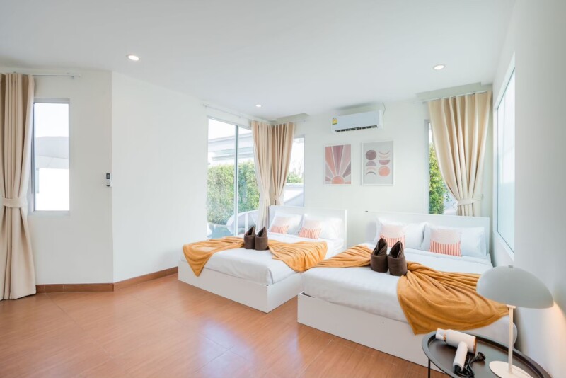 Sunset House (15)