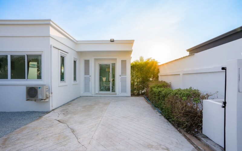 Sunset House (2)